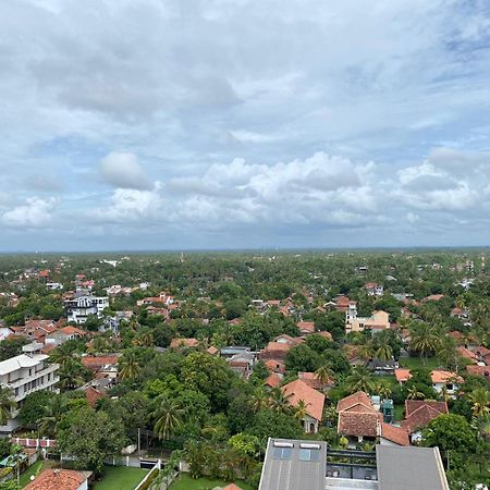 Ocean Breeze - Udaya Luxury Apartments ネゴンボ エクステリア 写真