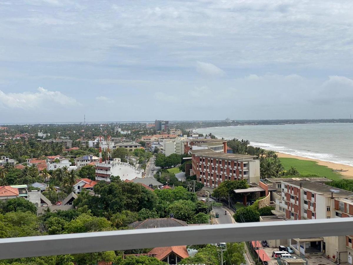 Ocean Breeze - Udaya Luxury Apartments ネゴンボ エクステリア 写真