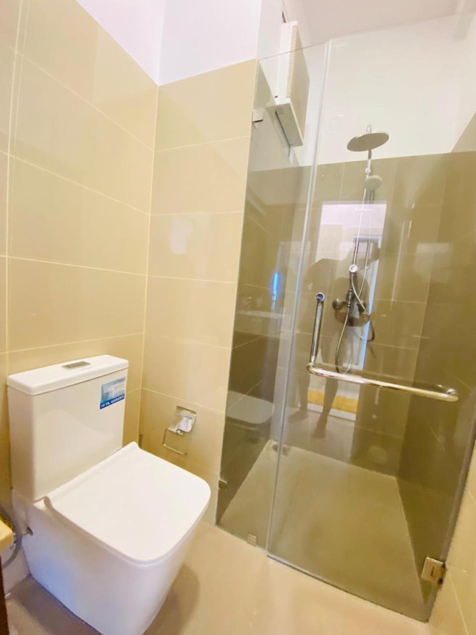Ocean Breeze - Udaya Luxury Apartments ネゴンボ エクステリア 写真