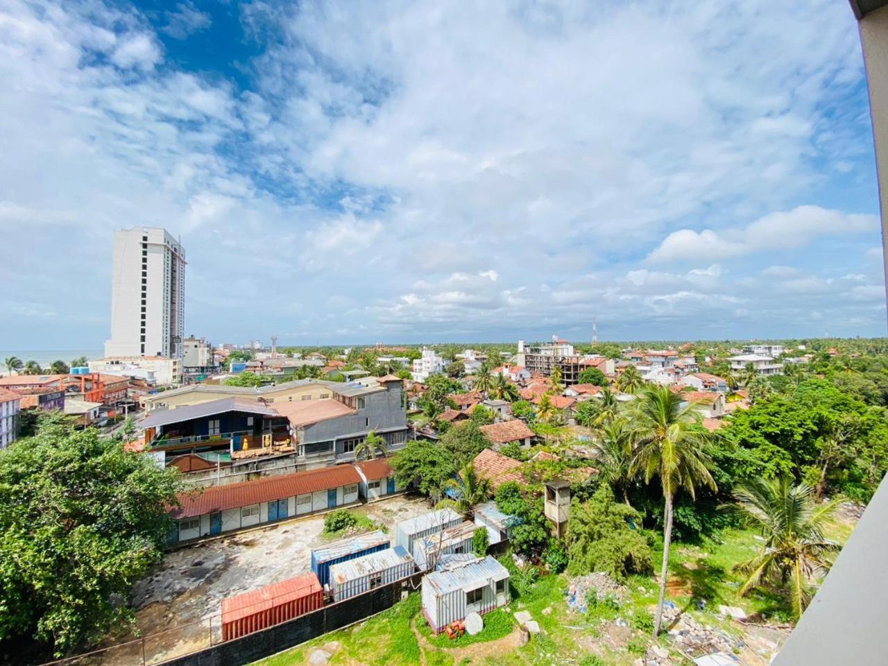 Ocean Breeze - Udaya Luxury Apartments ネゴンボ エクステリア 写真